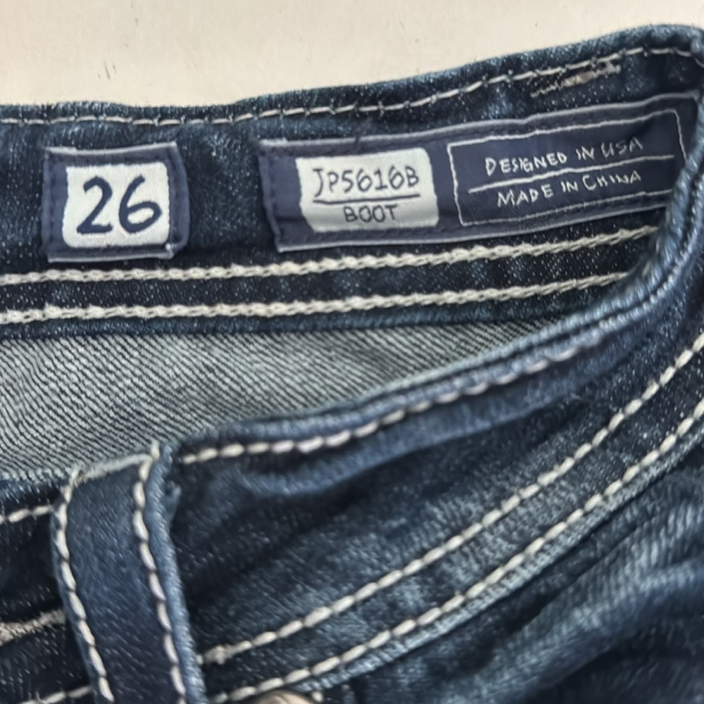 Miss me Boot cut Angel wing jeans like new - Picture 5 of 7